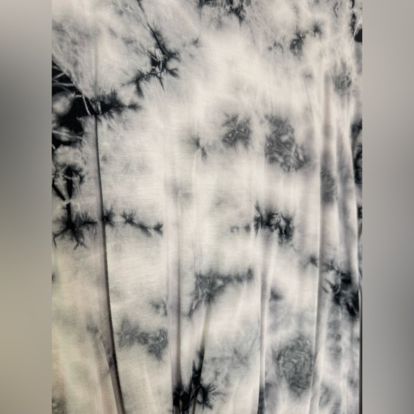 ERGE Black White and Gray Tie-Dye Long Sleeve Top Juniors Girls Size Large L - Picture 5 of 6